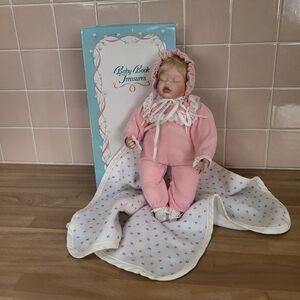 Elizabeth’s Homecoming Doll Baby Book Treasures First Issue